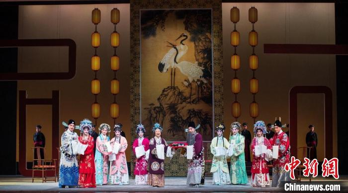 圖為《五女拜壽》劇照。　粵港澳大灣區(qū)中國戲劇文化節(jié)組委會供圖