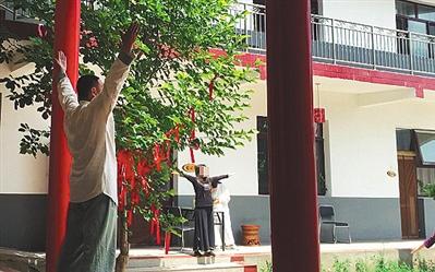 辟谷減肥：“大師”稱意念發(fā)功可治病