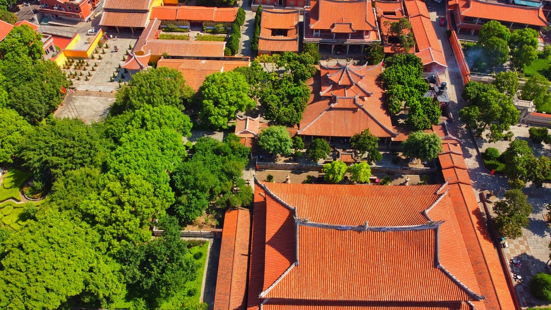 中國唯一的“佛國”，自古便是福建文化名城，這3大寺廟香火最旺