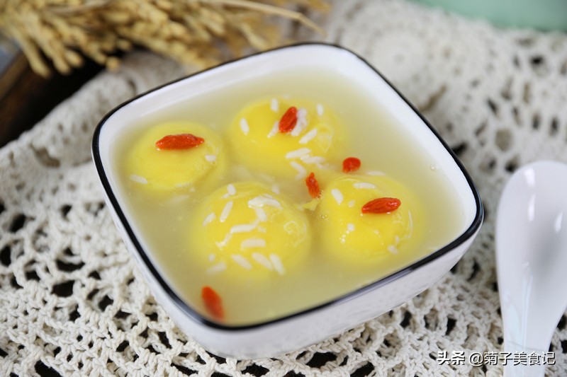 正月十五鬧元宵，這些習(xí)俗別忘了，賞燈賞月吃湯圓，老傳統(tǒng)不能丟